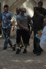 Aamir Khan celebrates birthday with media on 13th March 2012 (4).jpg